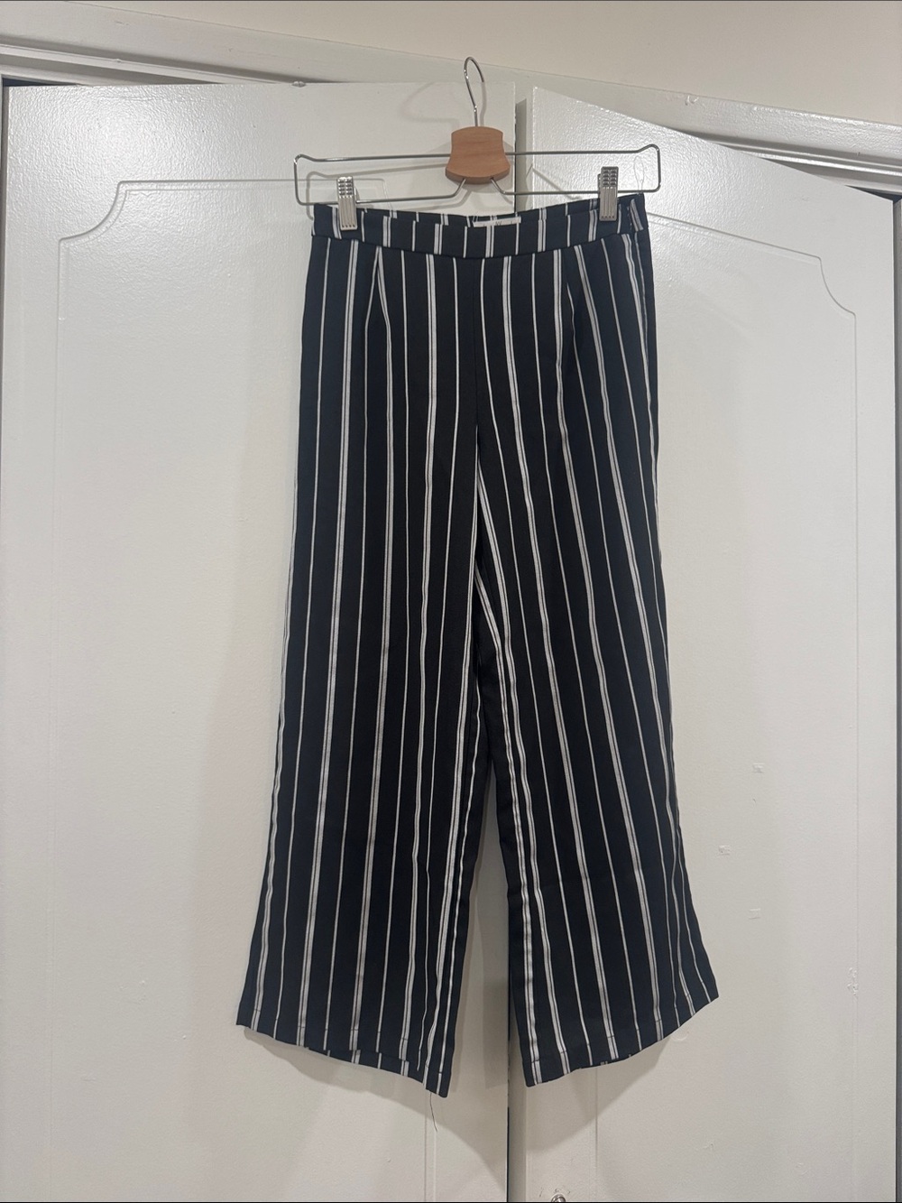 Women’s Wide Leg Striped Pants - Black/White